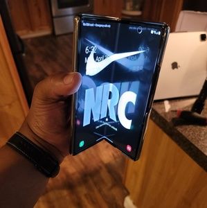 Meet your Posher, Quincy